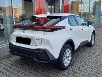 Toyota C-HR II SUV 1.8 Hybrid 140KM 2025 Od ręki - Comfort 1.8 Hybrid 140KM | Tempomat adaptacyjny!, zdjęcie 2