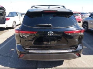 Toyota Highlander III 2023 Toyota Highlander XLE 2023 2.4 Benzyna 265KM, zdjęcie 4