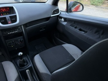 Peugeot 207 Hatchback 5d 1.4 VTi 95KM 2007 Peugeot 207 Benzyna | Manual | Czujniki | Alufelgi, zdjęcie 19