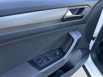 Volkswagen T-Roc I SUV 1.5 TSI ACT 150KM 2021 Volkswagen T-Roc 1.5TSI 150KM Advance SalonPL SerwisASO Dsg Acc Led FV23, zdjęcie 17