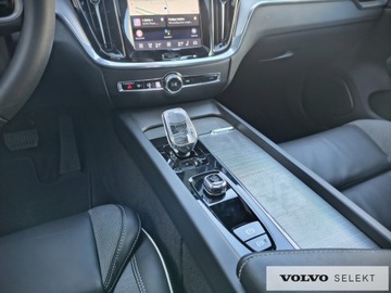 Volvo S60 III Sedan Facelifting 2.0 B5 250KM 2023 Volvo S60 S60 B5B Ultimate AWD, 250 KM, Kamera 360, zdjęcie 25