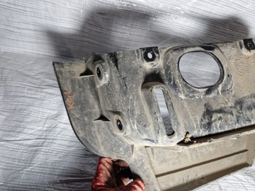 CABSTAR MAXITY 07- ПОДНОЖКА КАБИНЫ ПРАВАЯ СТУПЕНЬКА