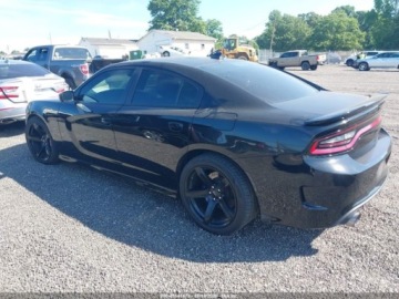 Dodge Charger VII 2017 Dodge Charger Srt Hellcat Rwd 2017 6.2 Benzyna 707KM, zdjęcie 2