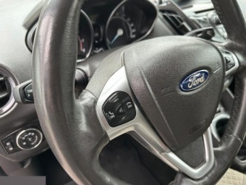 Ford Tourneo Courier I Mikrovan 1.0 EcoBoost 100KM 2014 Ford Tourneo Courier 1.0 EcoBoost Titanium 100KM 2014r, zdjęcie 18