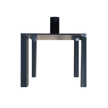 Новая покрашенная голова, штампы потолочной опалубки