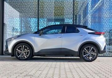 Toyota C-HR II SUV Plug-In 2.0 Hybrid Dynamic Force Plug-in  223KM 2024 Toyota C-HR C-HR PHEV Executive FV23 Salon PL Serwis ASO 1 wl., zdjęcie 2