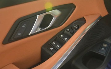 BMW Seria 3 G20-G21 Touring Facelifting 2.0 318d 150KM 2025 BMW Seria 3 BMW Bonkowscy Salon Polska M-Pakiet 2.0 Diesel 149KM, zdjęcie 10