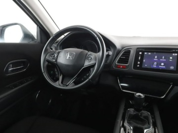 Honda HR-V II SUV 1.5 i-VTEC 130KM 2016 Honda HR-V Elegance PDC grzane fotele klima-auto., zdjęcie 15