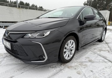 Toyota Corolla XII Sedan Facelifting 1.8 Hybrid 140KM 2024 Toyota Corolla salon PL FV Vat 23 fabryczna gwarancja Comfort Tech