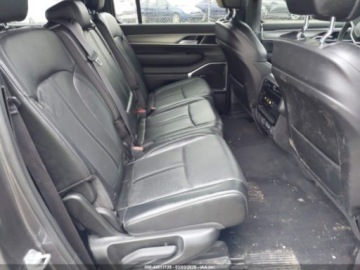 Jeep Wagoneer II 2023 Jeep Wagoneer Series II Carbide 2023 3.0 Benzyna 420KM, zdjęcie 12