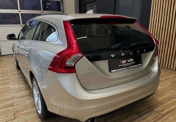 Volvo V60 I Kombi Facelifting 2.0 D2 DRIVE-E 120KM 2017 Volvo V60 D2 NAVI ZAREJESTROWANY gwarancja manual SKORA 2.0, zdjęcie 8