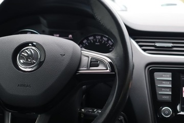 Skoda Octavia III Liftback 1.4 TSI  150KM 2016 Skoda Octavia 1.4 TSI, Salon Polska, Serwis ASO, zdjęcie 16