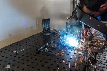 Системный контакт 28, системный монтажный контакт 28