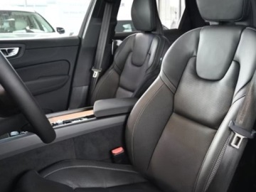 Volvo XC60 II 2026 VOLVO XC60 B5 AWD Plus Dark Suv 2.0 (264KM) 2026, zdjęcie 5