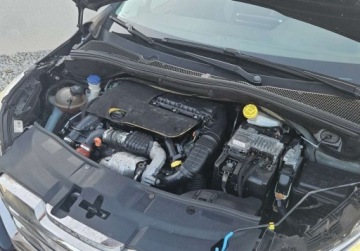 Peugeot 2008 I SUV 1.6 BlueHDi 99KM 2015 Peugeot 2008 Sliczny 1.6 HDi BOGATA WERSJA Oryginal ZADBANY 2015r Serwis U, zdjęcie 6