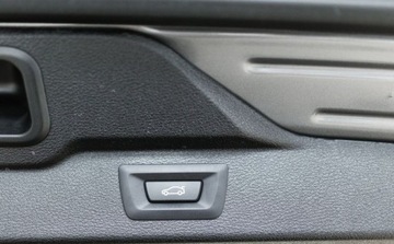 BMW X5 F15 SUV xDrive25d 231KM 2018 BMW X5 xDrive25d 2.0 Diesel 231KM, zdjęcie 14