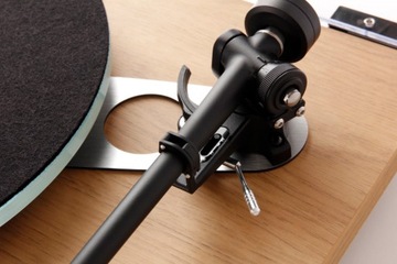 Rega Planar 3 (без вставки) Дуб/Дуб Светлый/P3