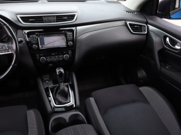 Nissan Qashqai II Crossover Facelifting 1.6 dCi 130KM 2018 Nissan Qashqai 1.6 dCi, Salon Polska, Serwis ASO, zdjęcie 7
