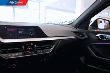 BMW Seria 1 F40 2021 BMW Seria 1 118iFV23Fotele SportoweReflektory LEDModel M Sport 1.5, zdjęcie 7