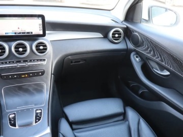 Mercedes GLC C253 SUV Plug-In 2.0 300de 306KM 2022 Mercedes GLC GLC 300 de 4MATIC, Salon Polska, zdjęcie 7