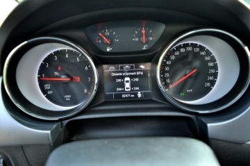 Opel Astra K Sports Tourer 1.0 Turbo 105KM 2017 Opel Astra Sports Tourer 1.0 105 KM Climatronic, zdjęcie 18