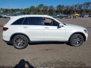 Mercedes GLC C253 2020 Mercedes-Benz GLC 2020 r.,2,0L 300 4MATIC 2.0 Benzyna 255KM, zdjęcie 13