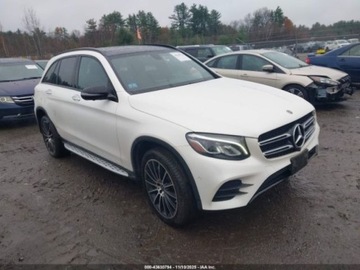 Mercedes GLC C253 2018 Mercedes-Benz GLC 2018 r., 2,0L GLC 300 4MATIC 2.0 Benzyna 241KM, zdjęcie 13