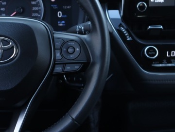 Toyota Corolla XII Sedan 1.5 VVT-i 125KM 2022 Toyota Corolla 1.5 VVT-i, Salon Polska, zdjęcie 19