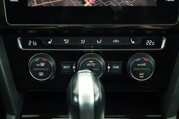 Volkswagen Passat B8 Variant 2.0 TDI 150KM 2015 VW Passat 2.0 TDI, Automat, Navi, Klima, zdjęcie 16