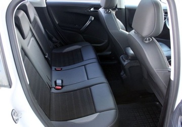 Peugeot 2008 I SUV Facelifting 1.2 PureTech 130KM 2018 Peugeot 2008 1.2 130 KM Allure MirrorScreen Czujniki Navi Panorama Salon PL, zdjęcie 14