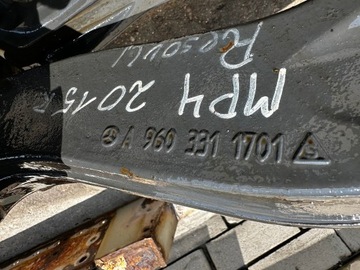 Belka Oś Przednia Zwrotnica Mercedes Actros MP 4