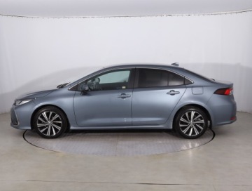 Toyota Corolla XII Sedan 1.5 VVT-i 125KM 2022 Toyota Corolla 1.5 VVT-i, Salon Polska, zdjęcie 2