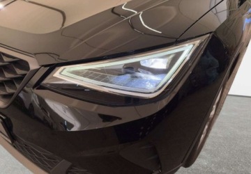 Seat Arona Crossover Facelifting 1.0 TSI 110KM 2022 Seat Arona VAT 23 FR 1.0TSI 110KM M6 2022 r., salon PL, serwisowany w ASO,, zdjęcie 8