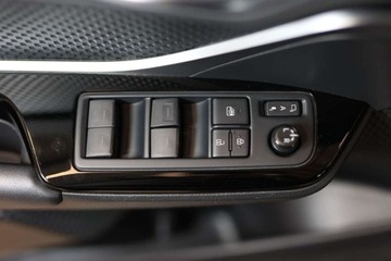 Toyota C-HR I Crossover Facelifting 1.8 Hybrid 122KM 2023 Toyota C-HR 1.8 Hybrid GPF GR Sport 1.8 Hybryda 122KM, zdjęcie 19