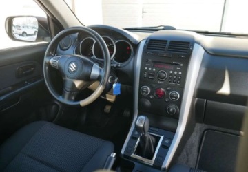 Suzuki Grand Vitara II SUV 3d Facelifting 2012 1.6 VVT 106KM 2014 Suzuki Grand Vitara Suzuki Grand Vitara 1.6 City 1.6 Benzyna 106KM, zdjęcie 24