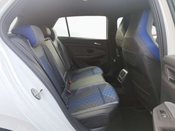 Volkswagen Golf VIII R 2.0 TSI 320KM 2023 Volkswagen Golf R 4Motion 320KM, ACC, APP, Harman Kardon, Ambiente 2.0, zdjęcie 31