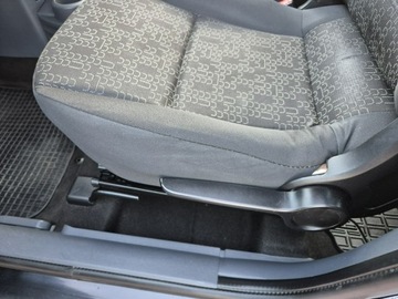 Mitsubishi Colt VI Hatchback 1.1 i 12 V CZ3 75KM 2010 Mitsubishi Colt 1.1i Oryginał Bezwypadkowy klima, zdjęcie 18