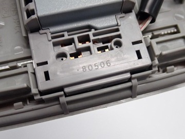 LAMPA INTERIÉR KABINY ORIGINÁLNÍ TOYOTA COROLLA X E15 08R