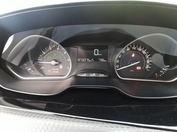 Peugeot 2008 I SUV Facelifting 1.2 PureTech 110KM 2017 Peugeot 2008 salon, I wł. bezwypadkowy,, zdjęcie 15