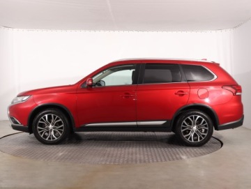 Mitsubishi Outlander III SUV Facelifting 2017 2.0 150KM 2017 Mitsubishi Outlander 2.0, Salon Polska, 4X4, zdjęcie 2