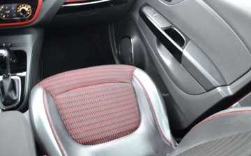 Renault Captur I Crossover 1.2 TCe EDC 120KM 2015 Renault Captur bezwypadkowy - Niski przebieg - automat - najbogatsza wersja, zdjęcie 28