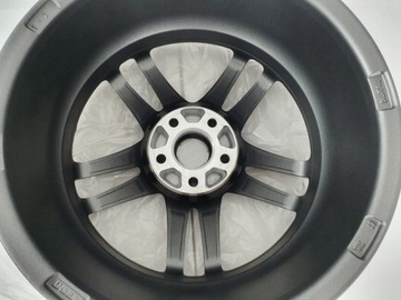 KOLA CELOROČNÍ VOLVO S60 2 GOODYEAR 215/50R17