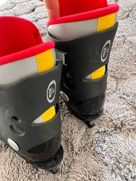 Регулируемые хоккейные коньки ROCES / дети 25-29 лет / 2608n