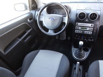 Ford Fusion 1.6 Duratec 100KM 2005 Ford Fusion 1.6, Klima, Parktronic,ALU, zdjęcie 6
