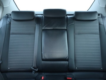 Renault Latitude 2.0 dCi FAP 150KM 2011 Renault Latitude 2.0 dCi, Salon Polska, Navi, zdjęcie 9