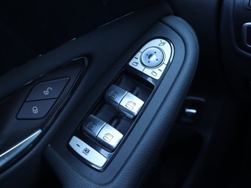 Mercedes GLC C253 SUV Facelifting 2.0 220d 194KM 2022 Mercedes GLC GLC 220 d 4MATIC, Salon Polska, zdjęcie 18