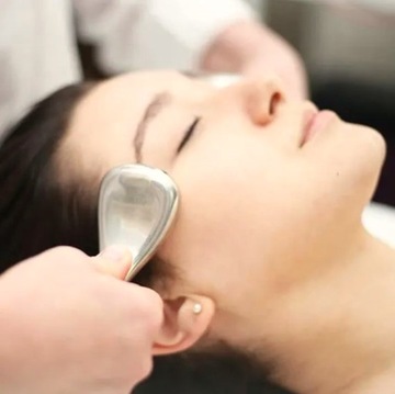 LIFTINGUJĄCY MASAŻER DO TWARZY CHŁODZĄCY POD OCZY STAL NIERDZEWNA. 2 SZT