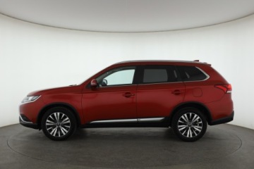 Mitsubishi Outlander III SUV Facelifting 2017 2.0 150KM 2018 Mitsubishi Outlander 2.0, Salon Polska, zdjęcie 2