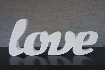любовная надпись 3D буквы связаны