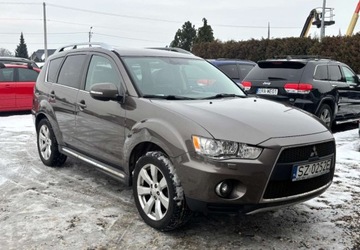 Mitsubishi Outlander II 2.0 DID DOHC 140KM 2010 Mitsubishi Outlander 2010r. 2.0 Diesel 140KM, zdjęcie 6
